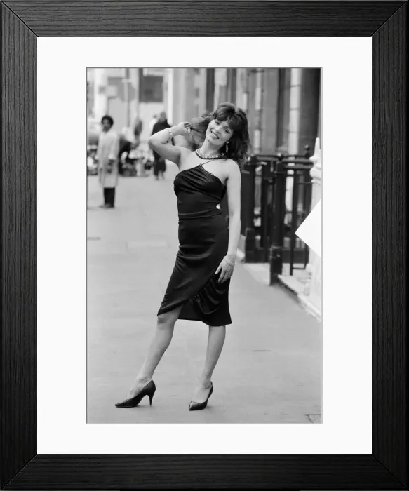 Framed Print : Model Jackie Jones, whose resemblance to Victoria Principal Framed Print : Model Jackie Jones, whose resemblance to Victoria Principal