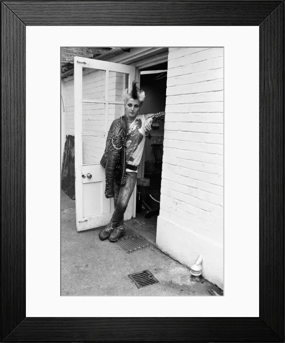 Framed Print : 17-year-old punk Saroj Nelson at home in North London. 19th July 1981