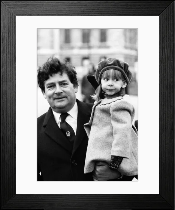 Framed Print : Chancellor of the Exchequer Nigel Lawson enjoys a pre-Budget walk with his family in St