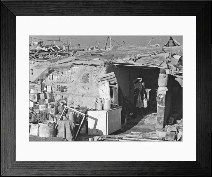 Framed Print : Shanty town on the eastern edge of Tehran, where open sewers run past houses made of mud Framed Print : Shanty town on the eastern edge of Tehran, where open sewers run past houses made of mud