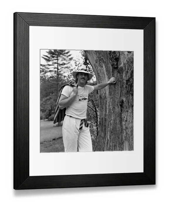 Framed Print : Ian Botham in his new role as fashion model, Birtles Hall, Cheshire. 7th June 1985 Framed Print : Ian Botham in his new role as fashion model, Birtles Hall, Cheshire. 7th June 1985