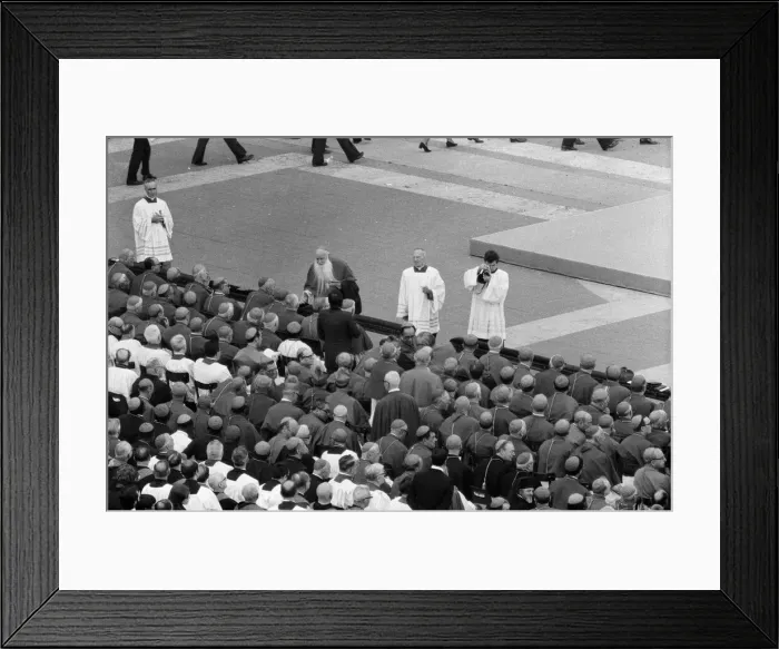 Framed Print : The funeral of Pope Paul VI at St. Peters Basilica, Vatican City. 12th August 1978 Framed Print : The funeral of Pope Paul VI at St. Peters Basilica, Vatican City. 12th August 1978