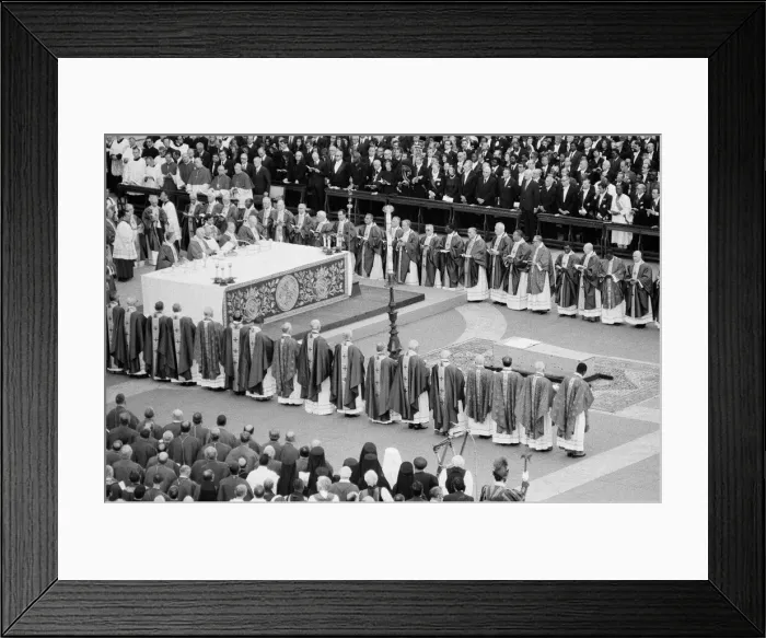 Framed Print : The funeral of Pope Paul VI at St. Peters Basilica, Vatican City. 12th August 1978 Framed Print : The funeral of Pope Paul VI at St. Peters Basilica, Vatican City. 12th August 1978