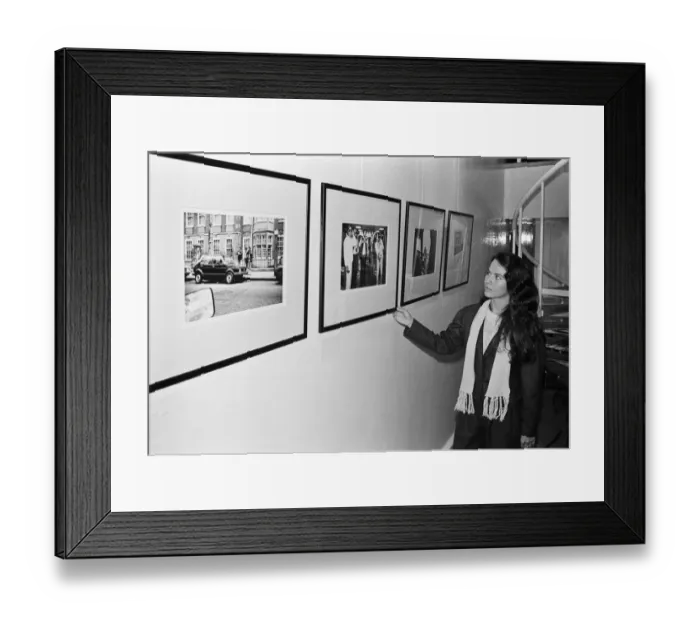 Framed Print : Koo Stark, Actress poses next to a print taken by herself Framed Print : Koo Stark, Actress poses next to a print taken by herself