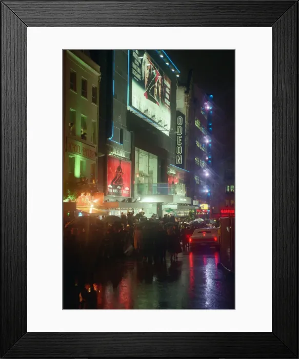 Framed Print : The Royal Gala Film Premiere of The Mask of Zorro at the Odeon Leicester Square Framed Print : The Royal Gala Film Premiere of The Mask of Zorro at the Odeon Leicester Square