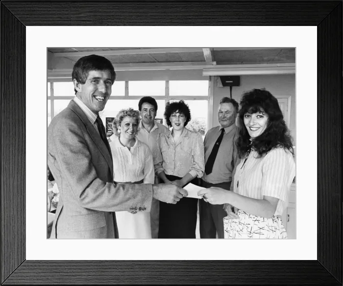 Framed Print : Maureen Male hands complimentary tickets to Head  /  Brian Wimsey watched by from left to