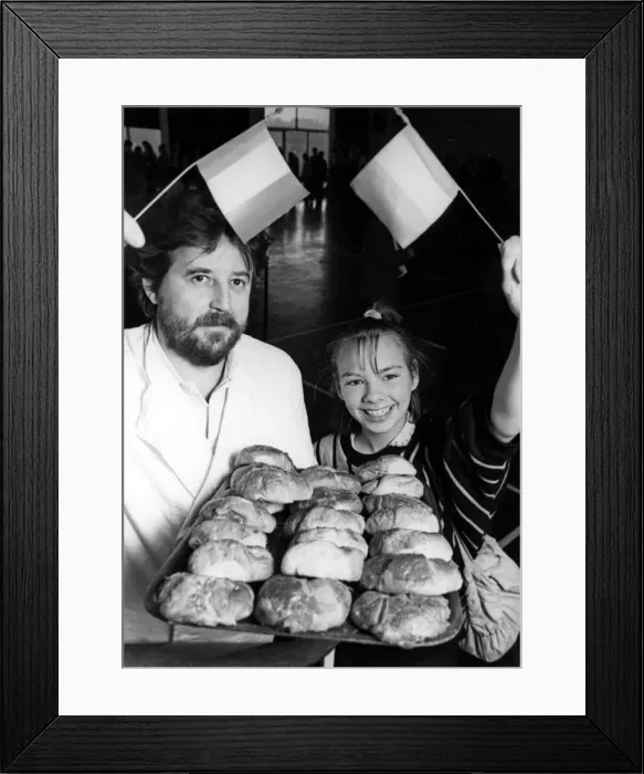 Framed Print : Pupils at Langbaurgh School, Middlesbrough, get a real taste of France Framed Print : Pupils at Langbaurgh School, Middlesbrough, get a real taste of France