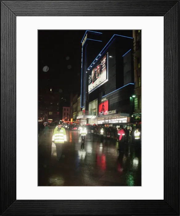 Framed Print : The Royal Gala Film Premiere of The Mask of Zorro at the Odeon Leicester Square Framed Print : The Royal Gala Film Premiere of The Mask of Zorro at the Odeon Leicester Square