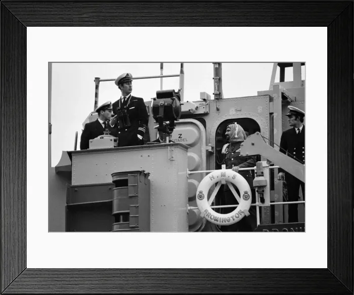 Framed Print : HRH Prince Charles on board HMS Bronington. Pictured on the right is the Crown Prince Framed Print : HRH Prince Charles on board HMS Bronington. Pictured on the right is the Crown Prince