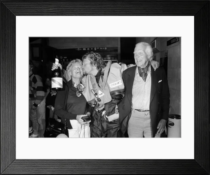 Framed Print : Richard Branson with his parents after being rescued from The Virgin Atlantic Challenger Framed Print : Richard Branson with his parents after being rescued from The Virgin Atlantic Challenger