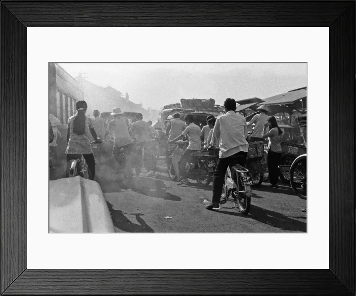 Framed Print : As Tet the Vietnamese New Year gets closer, it seems that the whole population of Saigon Framed Print : As Tet the Vietnamese New Year gets closer, it seems that the whole population of Saigon