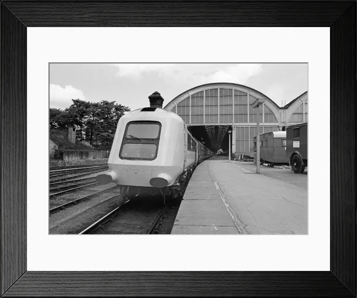 Framed Print : Prototype InterCity 125 diesel powered passenger train at Darlington Train Station Framed Print : Prototype InterCity 125 diesel powered passenger train at Darlington Train Station