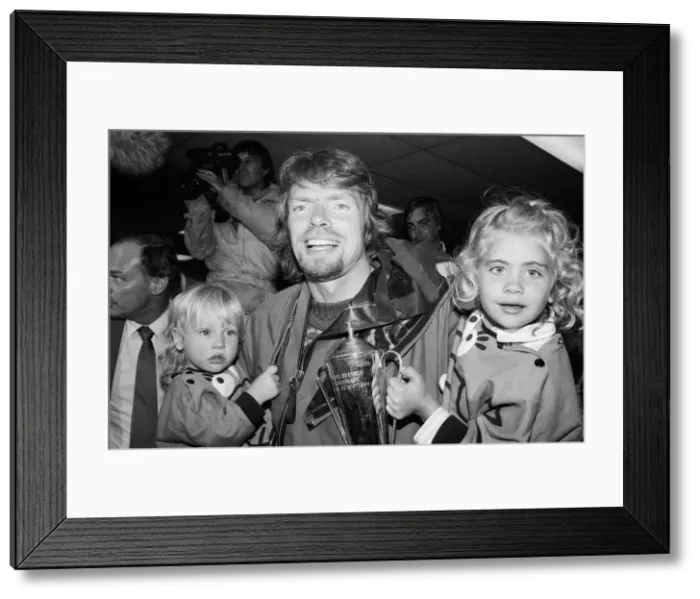Framed Print : Richard Branson pictured with his two children Holly (RIGHT - 5