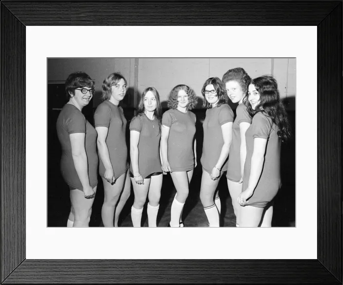 Framed Print : Knickerless Wonders 5 a side Women football team, Teesside, Circa 1973