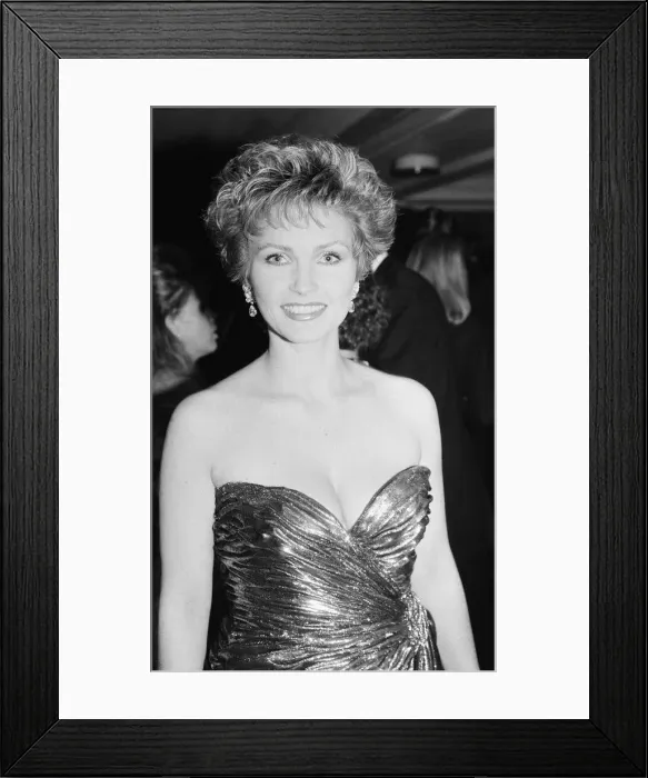 Framed Print : Mirror British Music Video Awards, London, Tuesday 6th October 1987 Framed Print : Mirror British Music Video Awards, London, Tuesday 6th October 1987