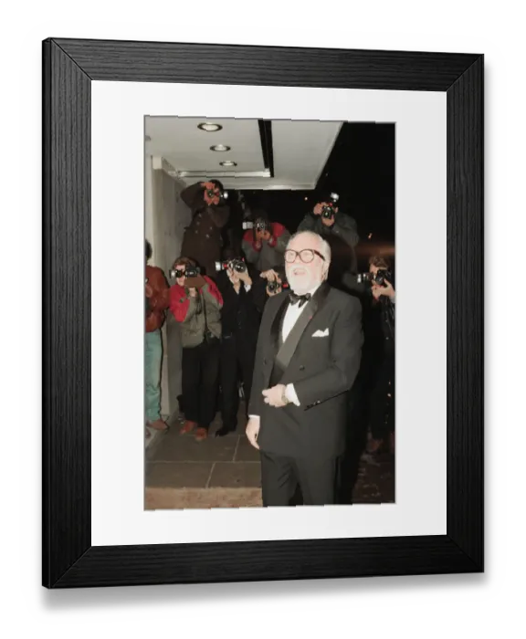 Framed Print : Sir Richard Attenborough arrives for The London Film Critics Circle Awards