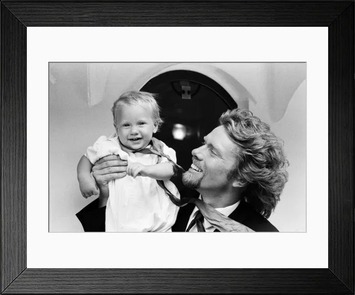 Framed Print : Record-breaking ocean racer Richard Branson powers his 1 Framed Print : Record-breaking ocean racer Richard Branson powers his 1