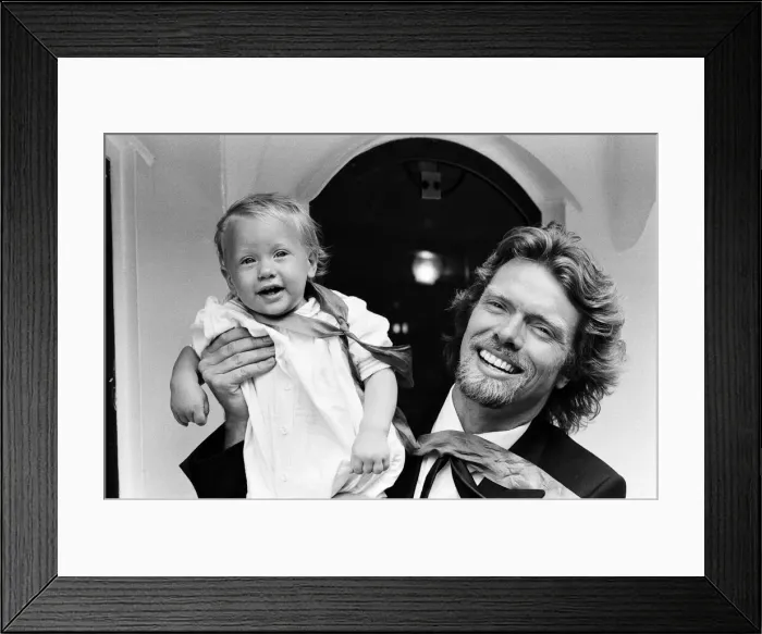 Framed Print : Record-breaking ocean racer Richard Branson powers his 1 Framed Print : Record-breaking ocean racer Richard Branson powers his 1