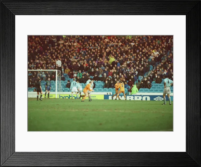 Framed Print : Manchester City verses Leicester City, at Maine Road, Manchester, United Kingdom Framed Print : Manchester City verses Leicester City, at Maine Road, Manchester, United Kingdom