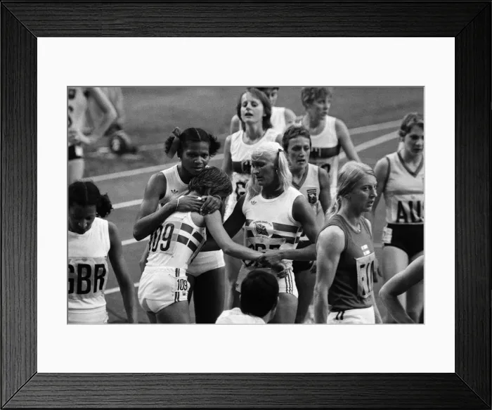 Framed Print : The 1976 Summer Olympics in Montreal, Canada. Pictured, Great Britains women Framed Print : The 1976 Summer Olympics in Montreal, Canada. Pictured, Great Britains women