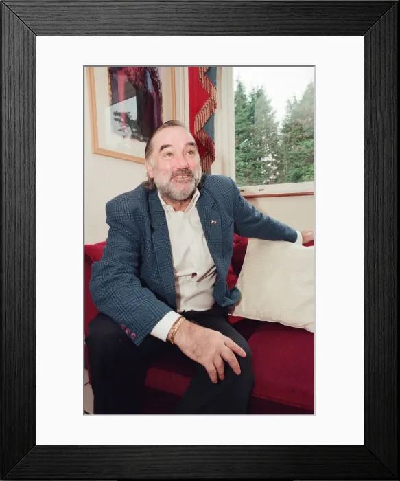 Framed Print : George Best, ex footballer, pictured in Bridgend, Wales, in 1998 Framed Print : George Best, ex footballer, pictured in Bridgend, Wales, in 1998