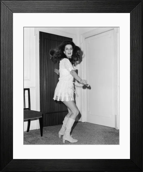 Framed Print : Abbe Lane, American singer and actress, in the UK to star in her own one hour programme Framed Print : Abbe Lane, American singer and actress, in the UK to star in her own one hour programme