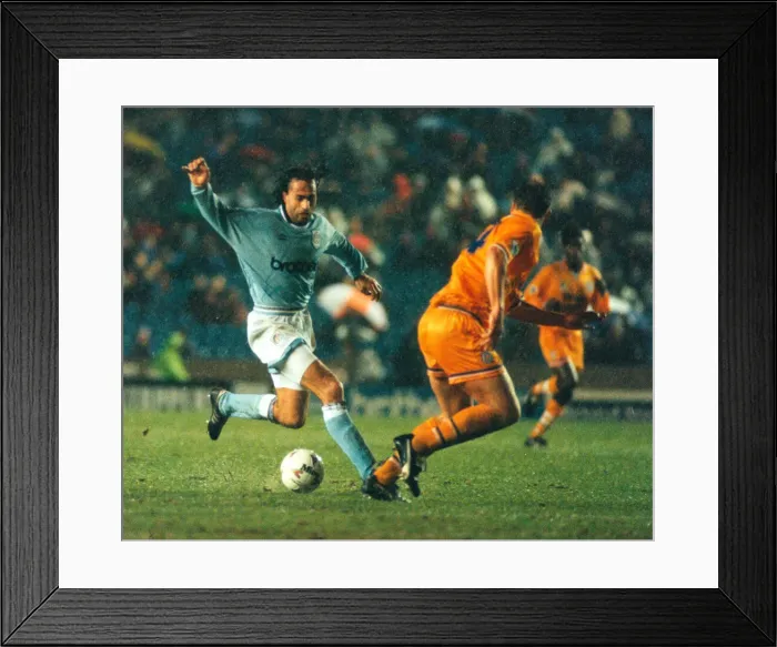 Framed Print : Manchester City verses Leicester City, at Maine Road, Manchester, United Kingdom Framed Print : Manchester City verses Leicester City, at Maine Road, Manchester, United Kingdom