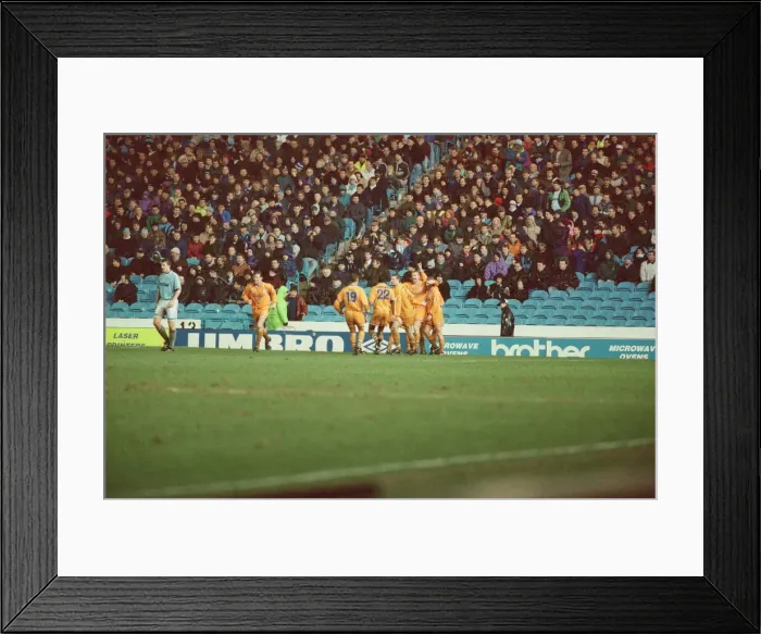 Framed Print : Manchester City verses Leicester City, at Maine Road, Manchester, United Kingdom Framed Print : Manchester City verses Leicester City, at Maine Road, Manchester, United Kingdom