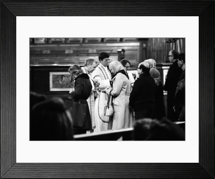 Framed Print : Mass is said at Westminster Cathedral for Pope John Paul II who was shot this afternoon Framed Print : Mass is said at Westminster Cathedral for Pope John Paul II who was shot this afternoon