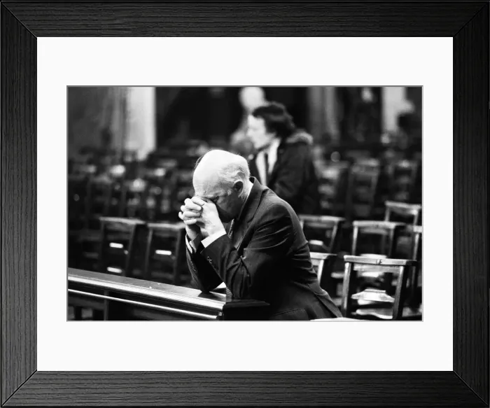 Framed Print : Mass is said at Westminster Cathedral for Pope John Paul II who was shot this afternoon