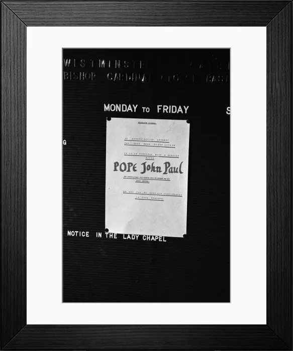 Framed Print : Mass is said at Westminster Cathedral for Pope John Paul II who was shot this afternoon Framed Print : Mass is said at Westminster Cathedral for Pope John Paul II who was shot this afternoon