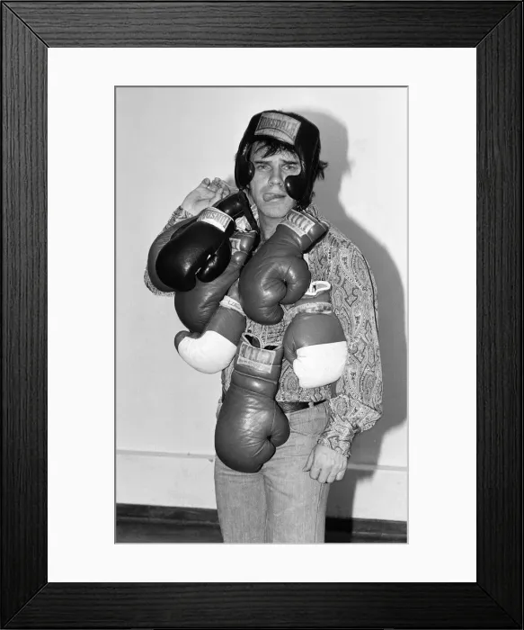 Framed Print : Freddie Starr, Comedian, pictured with boxing gloves, January 1981 Framed Print : Freddie Starr, Comedian, pictured with boxing gloves, January 1981