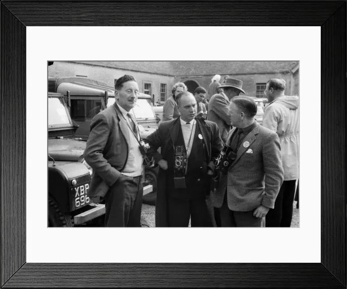 Framed Print : The Royal family at the Badminton Horse Trials. Pictured, photographers at the event