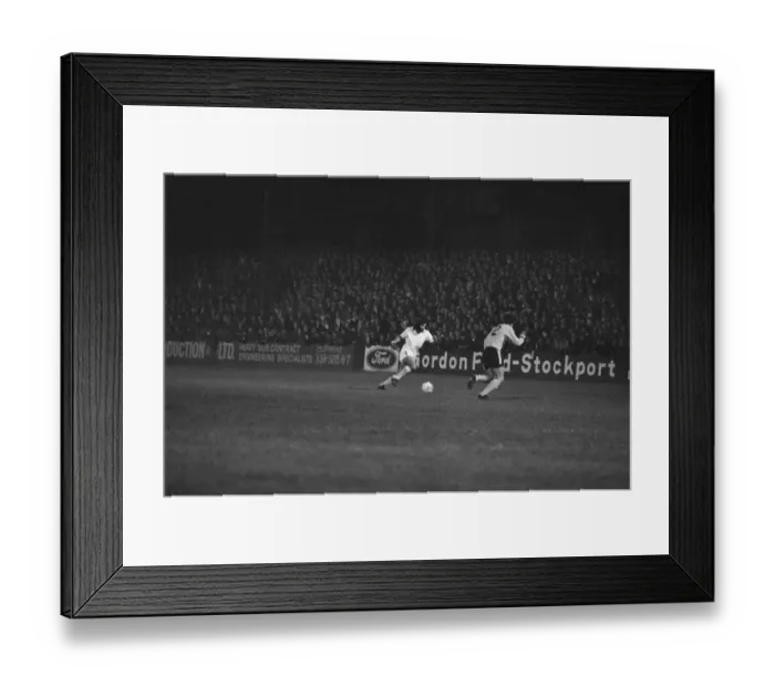 Framed Print : George Best, former Manchester United player, playing in his first match for Fourth