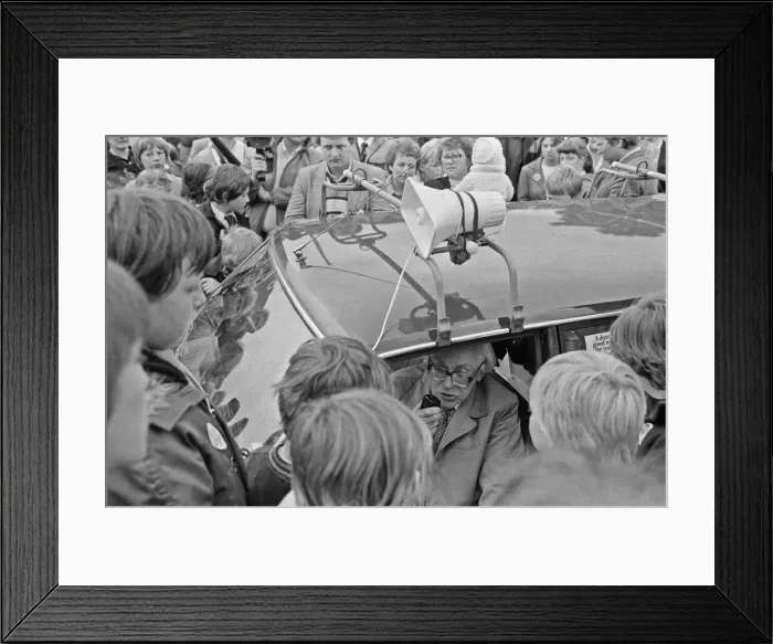 Framed Print : Labour Party Leader Michael Foot out campaigning in Tredegar, Gwent Framed Print : Labour Party Leader Michael Foot out campaigning in Tredegar, Gwent