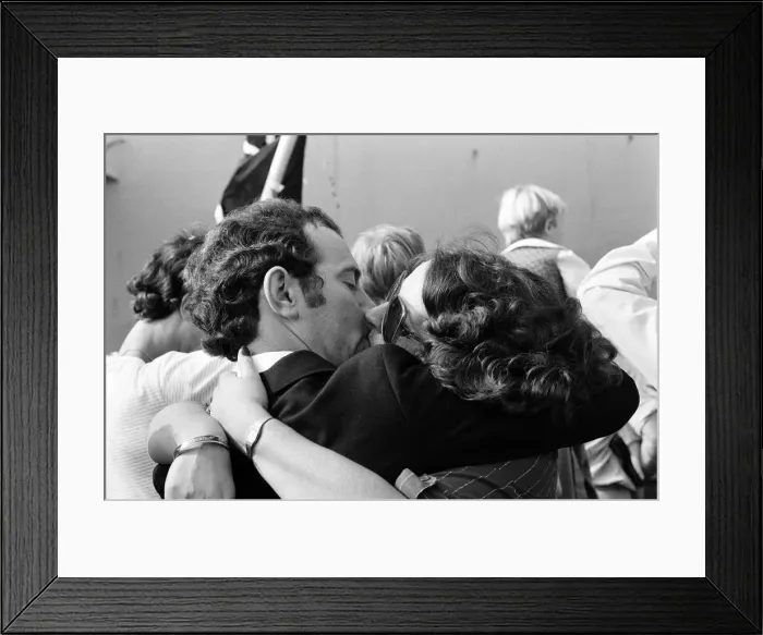 Framed Print : The carrier HMS Invincible sailed home from the Falklands to a tumultuous welcome