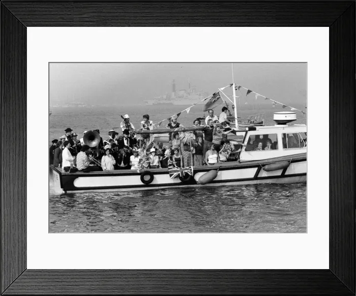 Framed Print : The carrier HMS Invincible sailed home from the Falklands to a tumultuous welcome Framed Print : The carrier HMS Invincible sailed home from the Falklands to a tumultuous welcome
