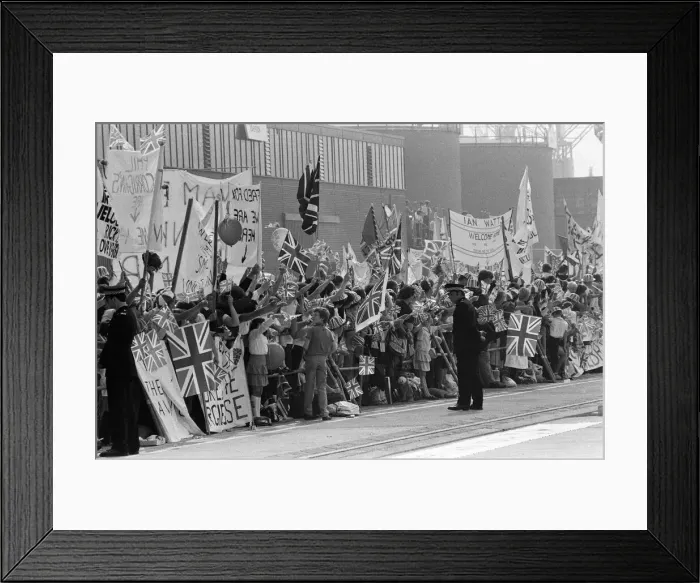 Framed Print : The carrier HMS Invincible sailed home from the Falklands to a tumultuous welcome Framed Print : The carrier HMS Invincible sailed home from the Falklands to a tumultuous welcome