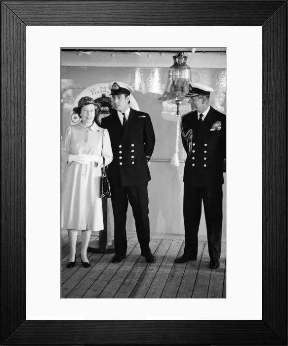 Framed Print : The carrier HMS Invincible sailed home from the Falklands to a tumultuous welcome Framed Print : The carrier HMS Invincible sailed home from the Falklands to a tumultuous welcome