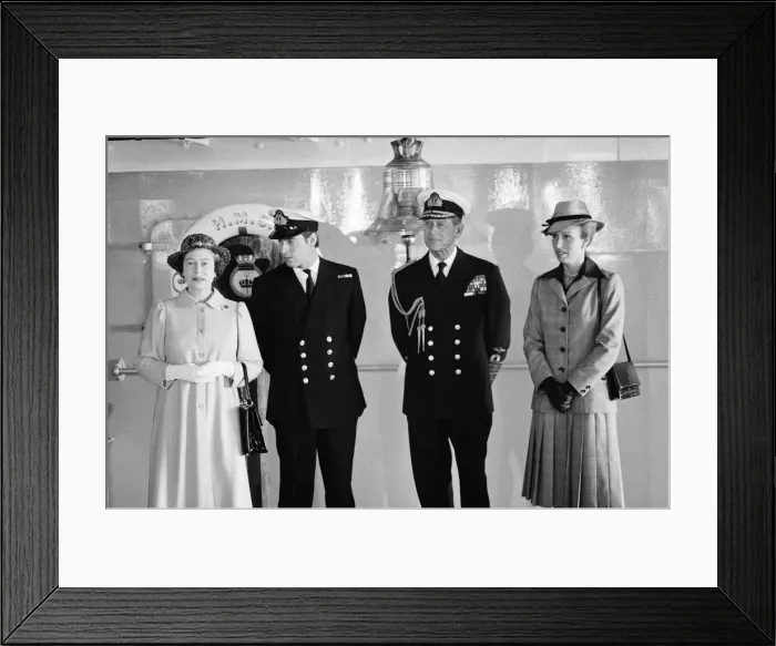 Framed Print : The carrier HMS Invincible sailed home from the Falklands to a tumultuous welcome Framed Print : The carrier HMS Invincible sailed home from the Falklands to a tumultuous welcome