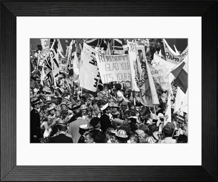 Framed Print : The carrier HMS Invincible sailed home from the Falklands to a tumultuous welcome Framed Print : The carrier HMS Invincible sailed home from the Falklands to a tumultuous welcome