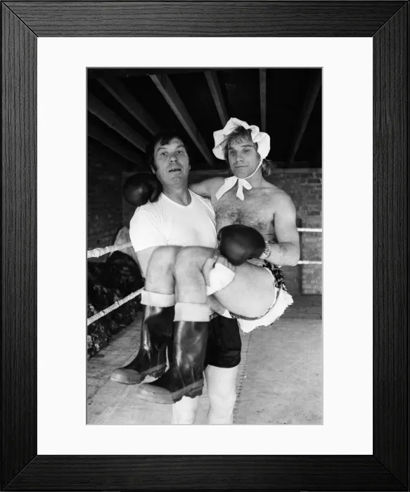 Framed Print : Freddie Starr is in training for a verbal punch-up with world heavyweight champion