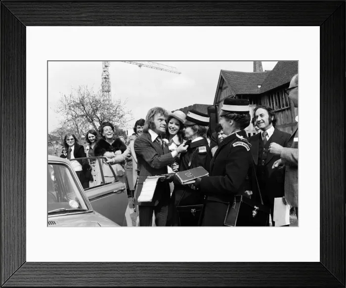 Framed Print : Freddie Starr and his bride Sandy Morgan after their marriage at a Registry Office in