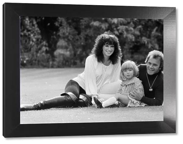 Freddie Starr at home with his wife Sandy and daughter Donna. 29th September 1978
