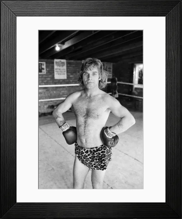 Framed Print : Freddie Starr is in training for a verbal punch-up with world heavyweight champion Framed Print : Freddie Starr is in training for a verbal punch-up with world heavyweight champion