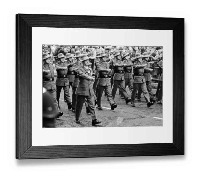 Framed Print : Falklands Victory Parade, London. 12th October 1982 Framed Print : Falklands Victory Parade, London. 12th October 1982