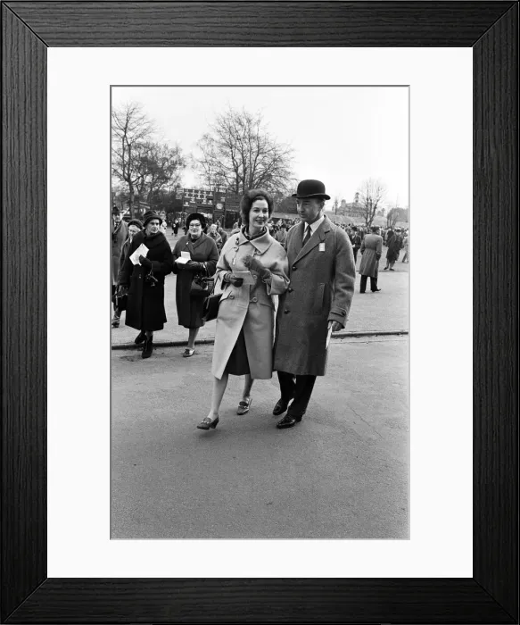 Framed Print : Secretary of State for War John Profumo with his wife Valerie Hobson at Sandown Park Framed Print : Secretary of State for War John Profumo with his wife Valerie Hobson at Sandown Park