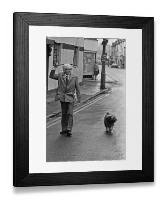 Framed Print : Labour Party Leader Michael Foot walks his dog Dizzie in Tredegar, Gwent Framed Print : Labour Party Leader Michael Foot walks his dog Dizzie in Tredegar, Gwent