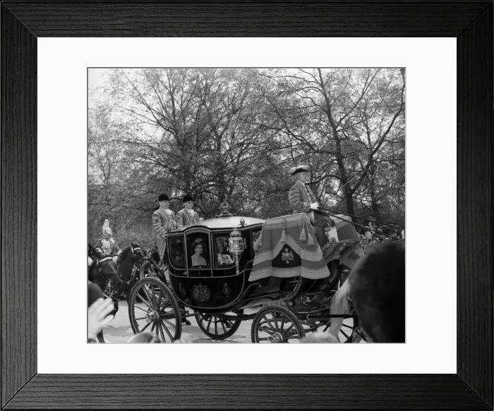 Framed Print : The wedding of Princess Margaret and Antony Armstrong-Jones Framed Print : The wedding of Princess Margaret and Antony Armstrong-Jones