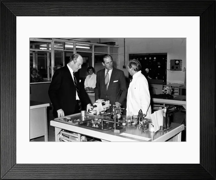 Framed Print : Prince Philip, Duke of Edinburgh visits the Dunlop Engineering Aviation Division works in Framed Print : Prince Philip, Duke of Edinburgh visits the Dunlop Engineering Aviation Division works in